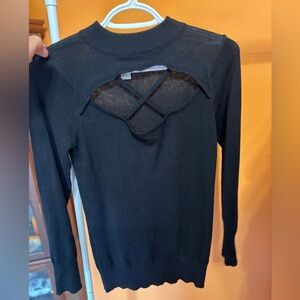 Urbanology Front Cutout Cozy Fall Sweater size medium